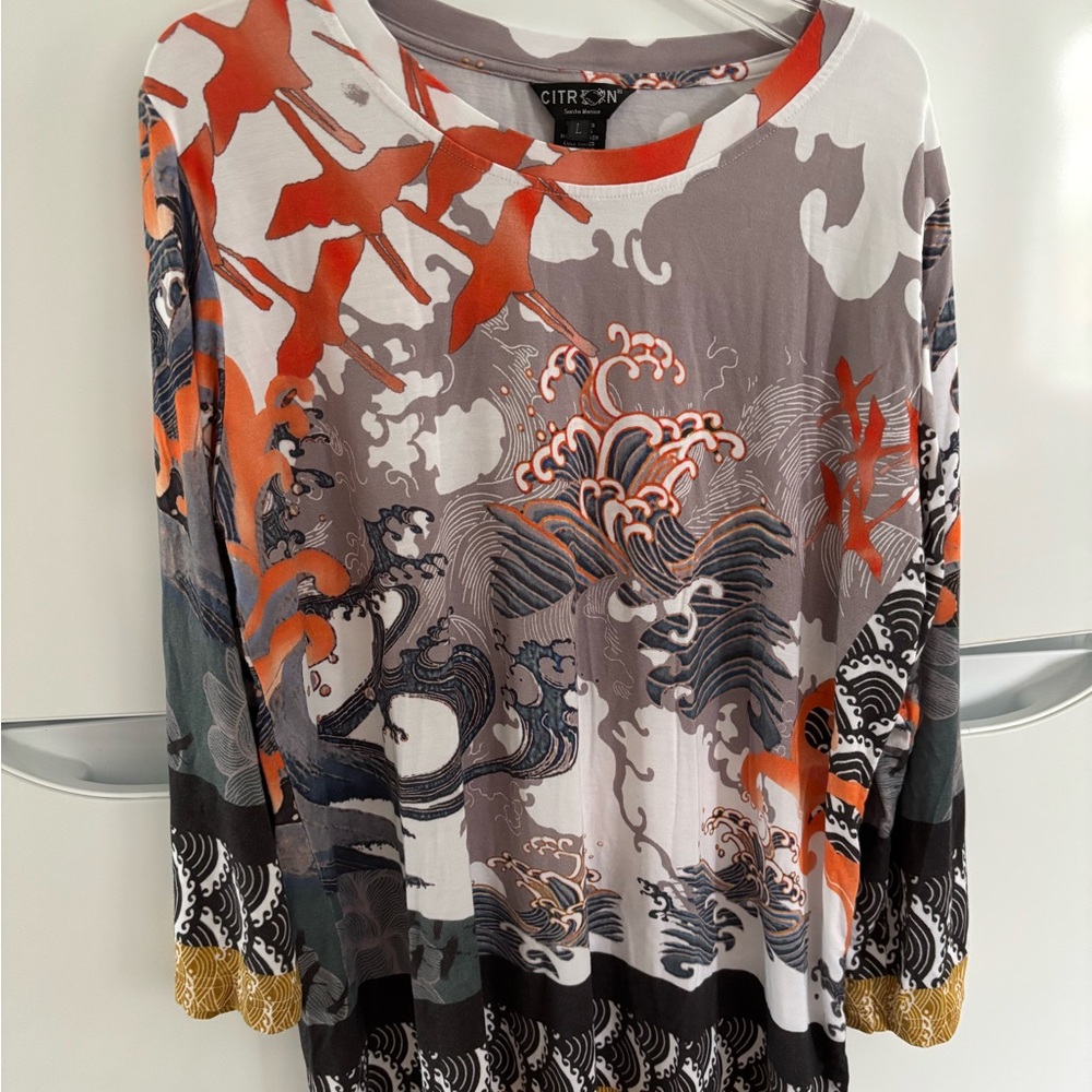 Citron Santa Monica Artistic Orange and Gray Blouse good condition